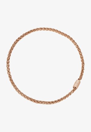 Collier en chaîne tressée en or rose avec des maillons lisses et un fermoir cylindrique avec une marque gravée.