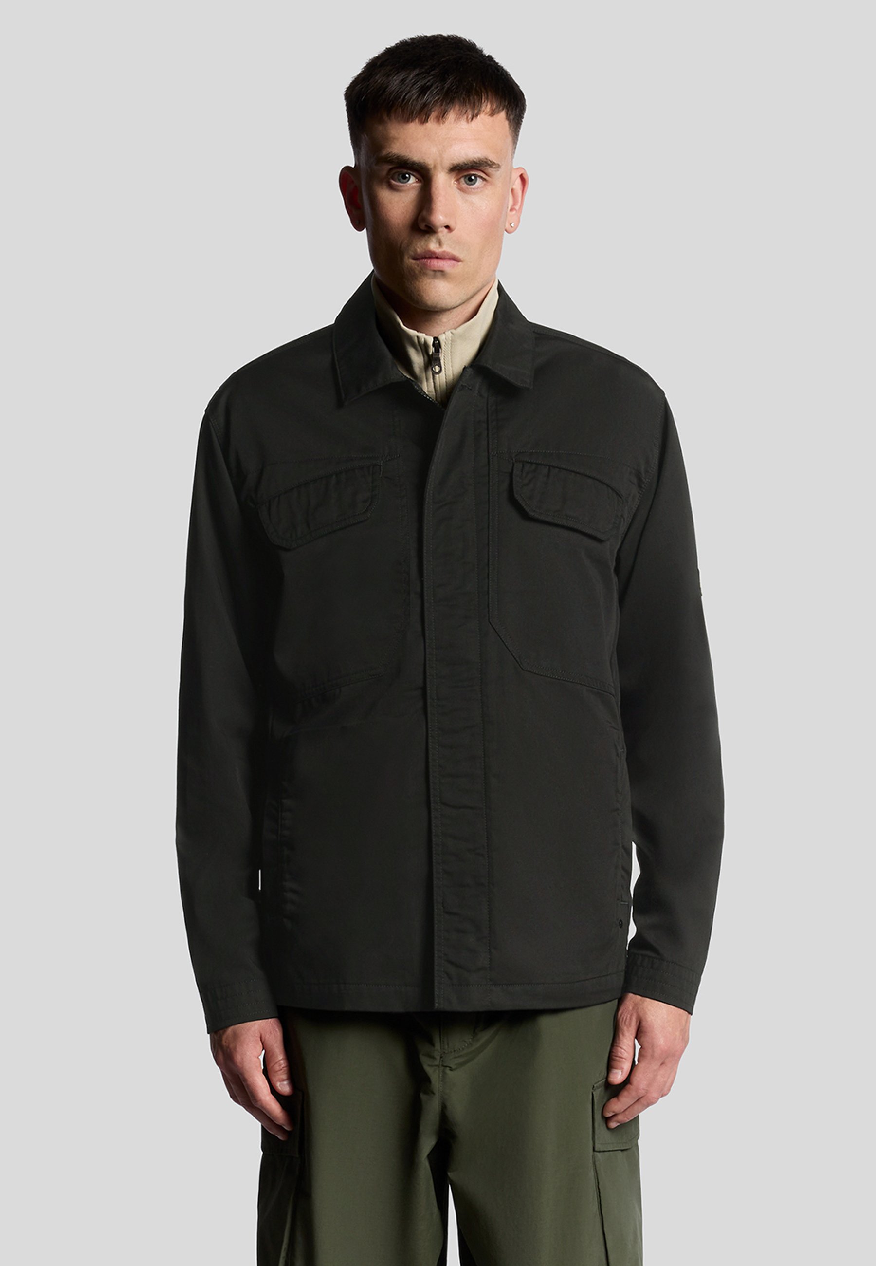 Lyle & Scott MULTI POCKET - Summer jacket - z jet black/black