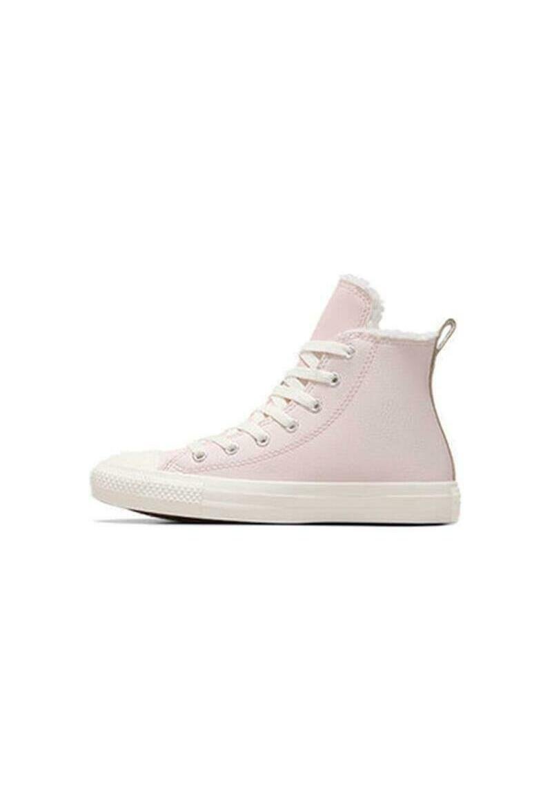 Zapatillas altas de material sintético en rosa claro; suela y puntera de goma blanca; diseño de cordones con forro de pelo suave en el cuello.