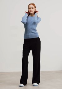 GANT STRETCH C NECK - Pulover - blue water