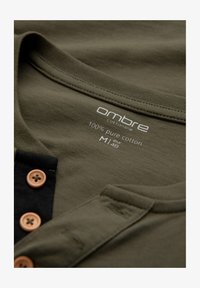 Unausgewählt, dark olive