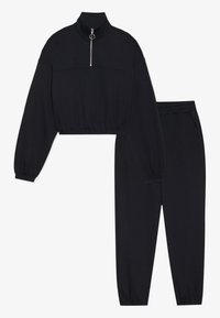 SET - Φόρμα - black