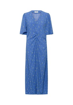 Robe midi bleue avec petit motif floral blanc, manches courtes, col en V et détail froncé à l'avant.