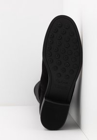 Peter Kaiser Botas - black