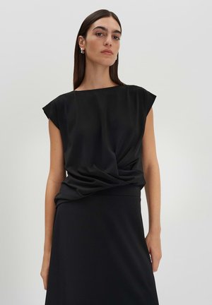 LOOSE FIT - Basic T-shirt - black