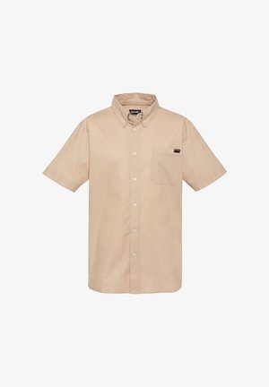 Chemise beige à manches courtes avec col boutonné et poche poitrine ornée d'une petite étiquette de marque.