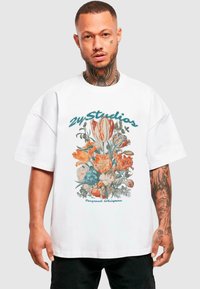 2Y Studios - FLOWERS ULTRA  - T-shirt imprimé - white Image miniature 1