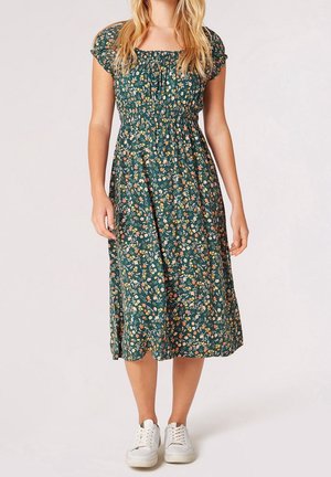Day dress - green