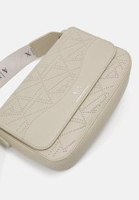 Armani Exchange BORSA TRACOLLA - Schoudertas - pisco