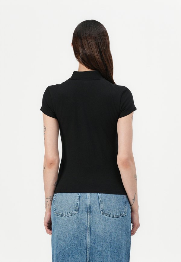 GOLD BUTTON SLIM POLO - Polo shirt3