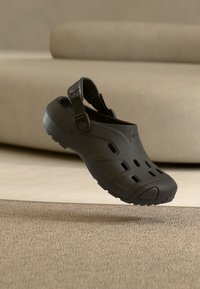 Επιλέχθηκε, black