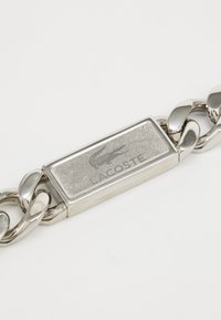 Thumbnail Image 3
