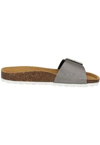 Metalen grijze slipper met een gestructureerde band, kurken voetbed en een witte rubberen buitenzool. Bevat een decoratieve metalen accent.