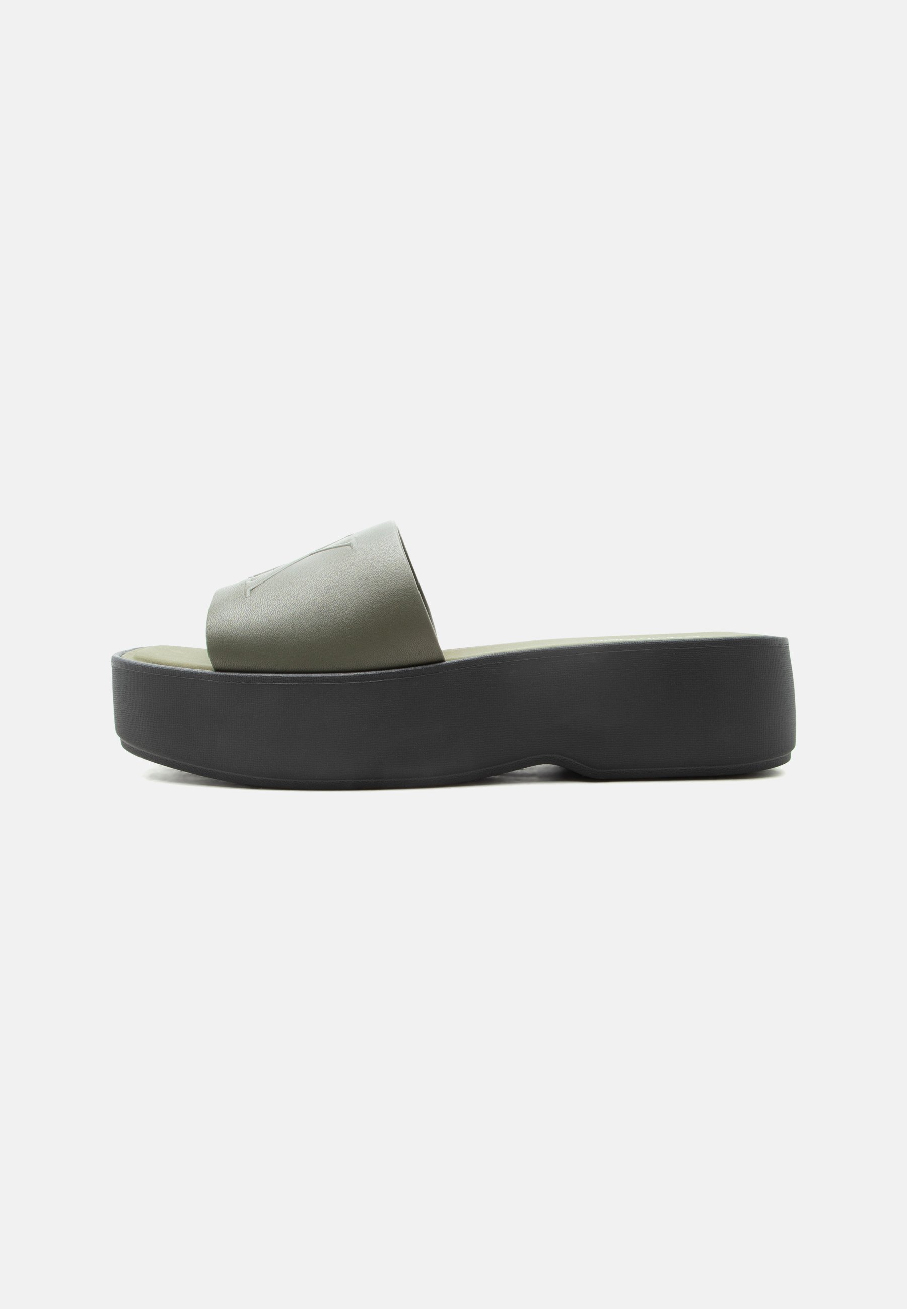 Calvin Klein Pantofle - deep lichen green