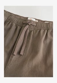 Sélectionné, mushroom brown