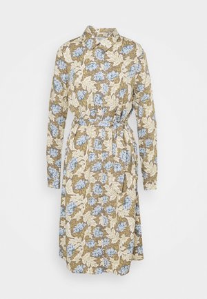Jurk met lange mouwen, met een bloemenpatroon in beige, wit en lichtblauw, een tailleband en een knoopsluiting aan de voorkant.