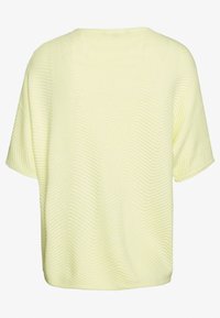 someday. TINNUR - T-Shirt print - soft lime