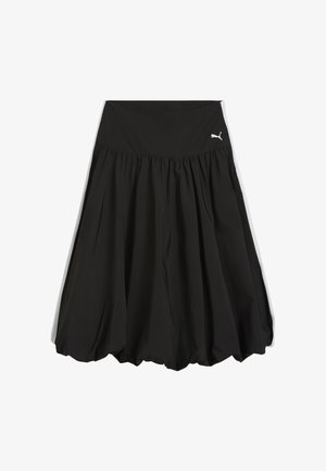 Jupe plissée noire longueur genou avec une large ceinture et un petit logo blanc Puma en haut à droite.