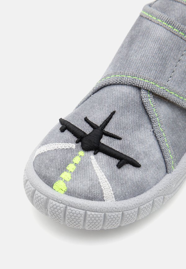 BILL - Slippers - grau2