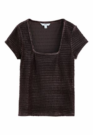 Mørkebrunt kortærmet top med firkantet udskæring. Tekstureret stof med et ribbet mønster. Afslappet design, velegnet til forskellige anledninger.