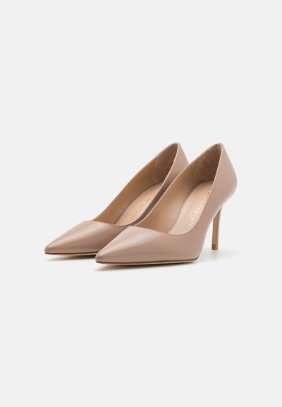 Stuart Weitzman - Szpilki