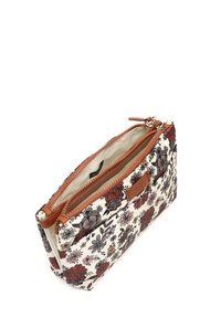 Sac à motifs floraux avec un fond crème, des accents en cuir marron et une fermeture éclair ; comporte divers motifs de fleurs en rouge, rose et noir.
