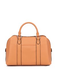 Borsa a mano in pelle tan con superficie liscia, manici superiori arrotondati e cuciture nere a contrasto. Presenta una forma strutturata e chiusura con zip.