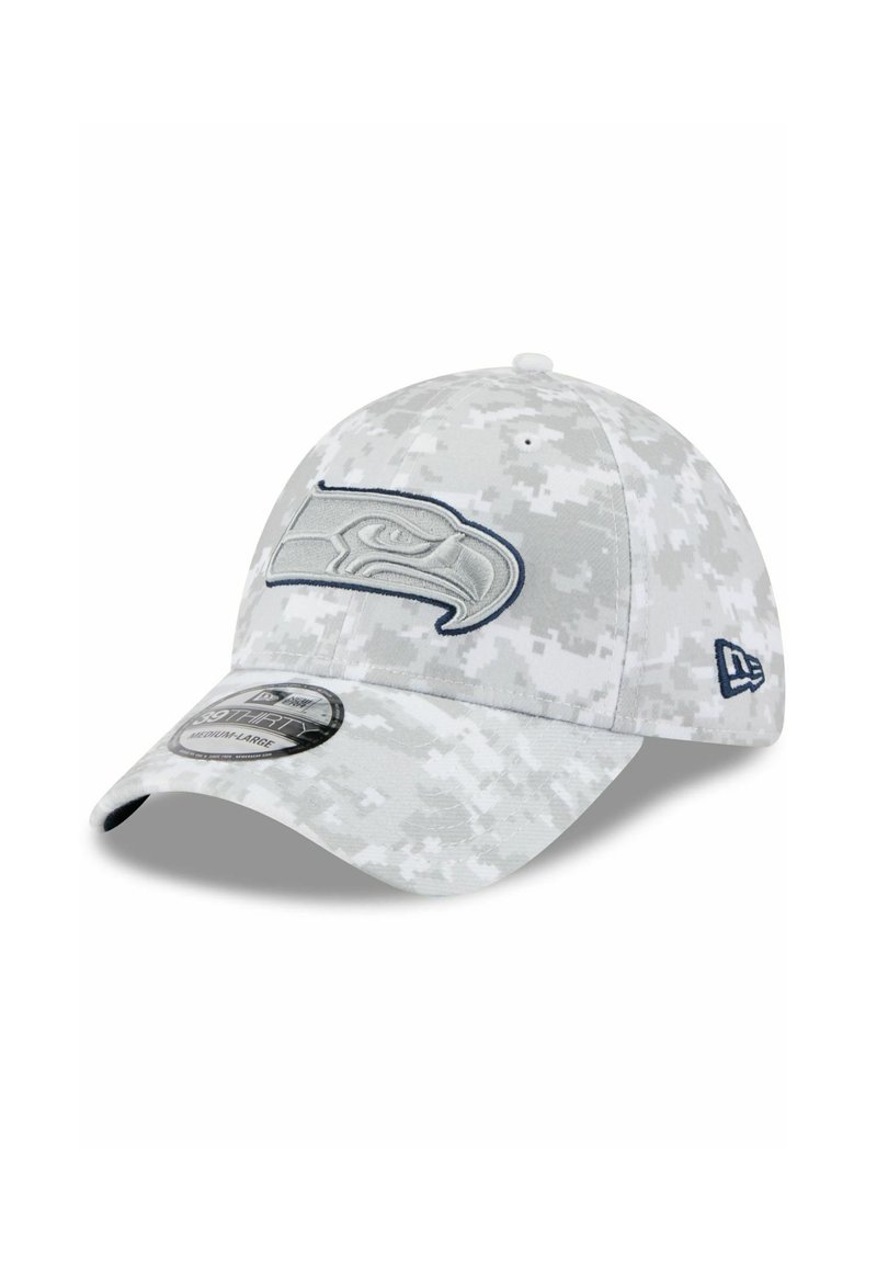 Graue Camouflage-Mütze mit einem auffälligen navyblauen Logo der Seattle Seahawks, gebogenem Schirm und einem strukturierten Stoffdesign mit verstellbarem Sitz.