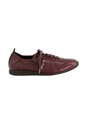 Dark red leather casual sneaker with brown laces, black sole, and "paygreen" logo on side, viewed from the outside.