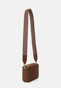 MICHAEL Michael Kors JET SET CAMERA BAG STRAP - Bandolera - luggage