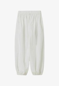 Δεν επιλέχθηκε, white