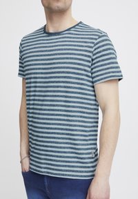 Blend BHTEE - Triko s potiskem - cashmere blue