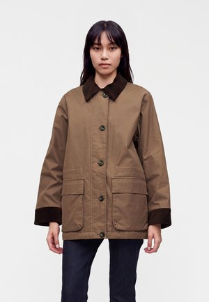 GANT, WAXED BARN JACKET - Ελαφρύ μπουφάν - faded taupe