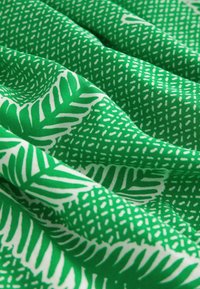 Next TIE FRONT SLEEVE-REGULAR FIT - Maksimekko - green white palm print