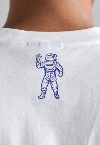 Billionaire Boys Club GREAT WAVE FILL ARCH LOGO - Marškinėliai su spaudiniu - white