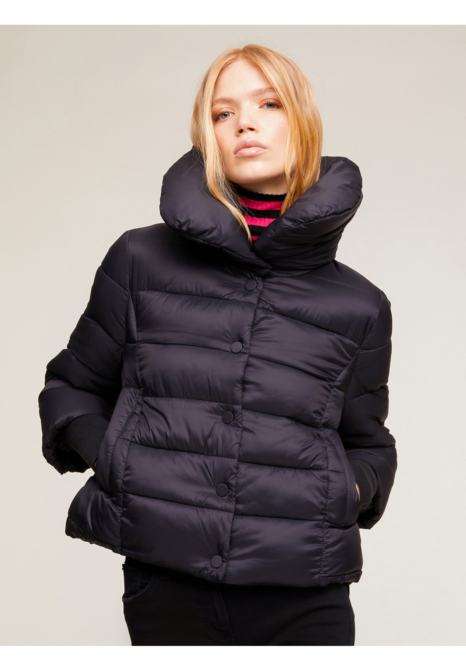 Piumino Corto Colmar Primavera Estate 2020 Colmar Piumini Inverno - Main Image