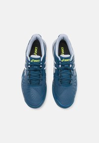 ASICS GEL CHALLENGER - Teniški copati za peščeno podlago - mako blue/white