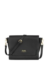 Czarna skórzana torebka o teksturowanym wykończeniu, z logo w złotym kolorze, zapięciem na klapkę i regulowanym paskiem.