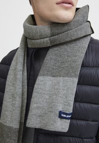 Blend BHEARNEST - Sall - pewter mix