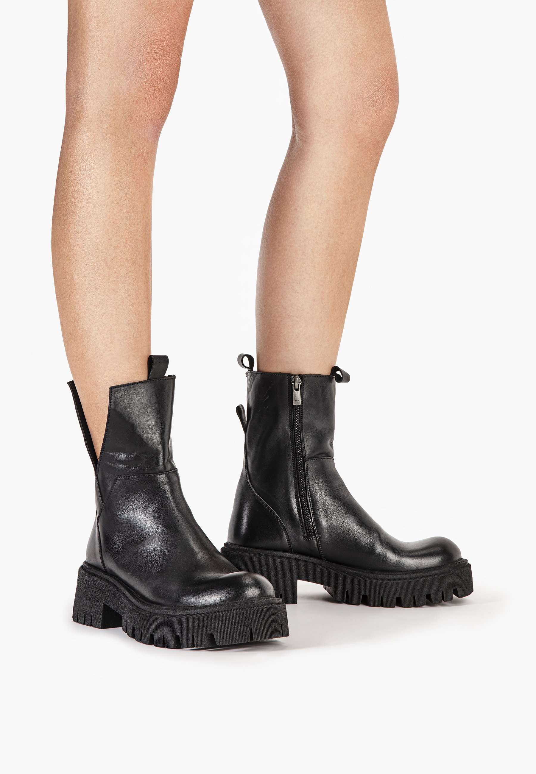 Inuovo Enkellaarsjes met plateauzool - black blk/zwart - Zalando.nl