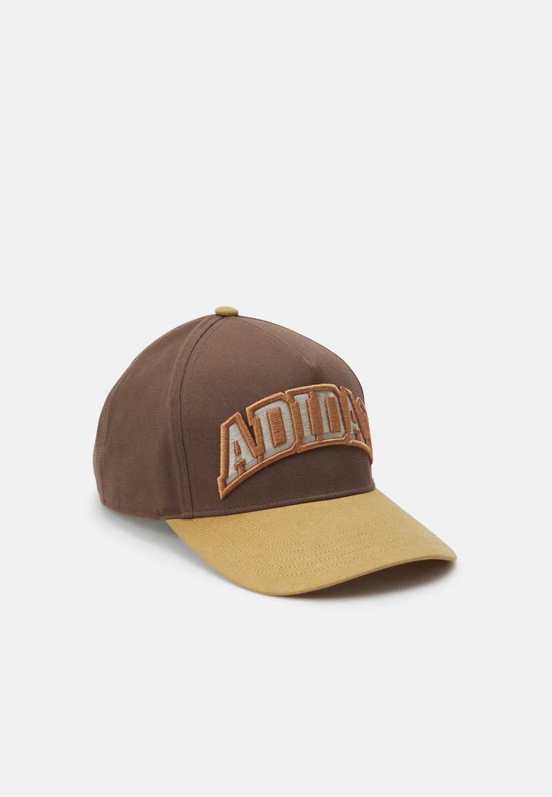 Cap Earth Color adidas Originals VARSITY UNISEX - Cap - earth strata/brown - Zalando.ie