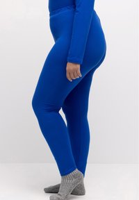 Ulla Popken FUNKTIONS SCHNELLTROCKNEND ELASTIKBUND - Tights - blue
