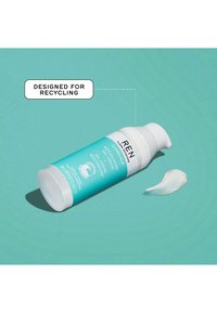REN CLEAN SKINCARE CLEARCALM REPLENISHING GEL - Dagkräm