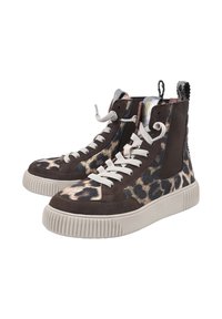 Hohe Sneaker mit Leopardenmuster-Obermaterial und braunen Wildlederakzenten, grauem gepolstertem Kragen und gummierter strukturierter Sohle. Schnürdesign.