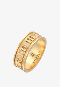 Selected, gold-coloured