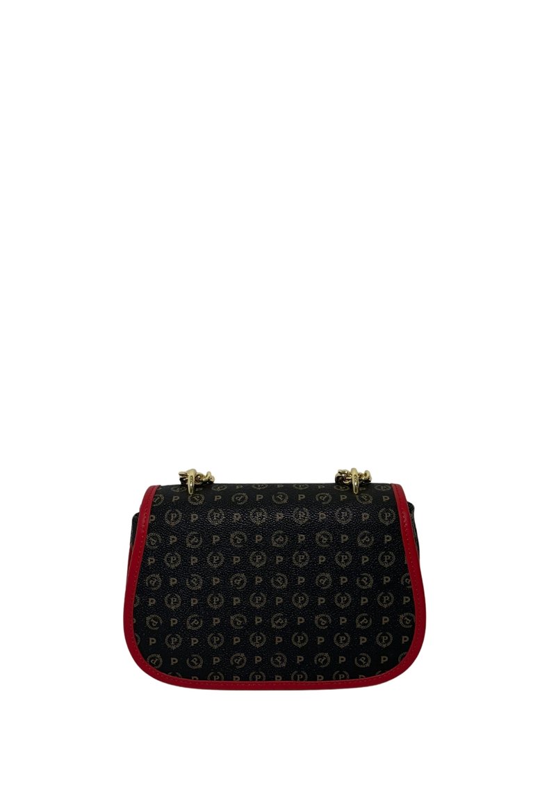Borsa nera con motivo logo dorato, rifiniture in pelle rossa e dettagli hardware dorati. Forma strutturata con chiusura a patta.