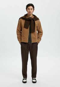 Selected Homme Bomberjacka - rustic brown