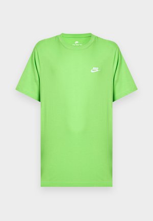 Grønn bomulls T-skjorte med korte ermer, rund hals og liten hvit Nike-logo på venstre bryst. Jevn tekstur, vanlig passform.