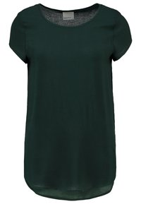 Tmavě zelená dámská blůza s krátkým rukávem, kulatým výstřihem a mírně zaobleným lemem, značka Vero Moda.