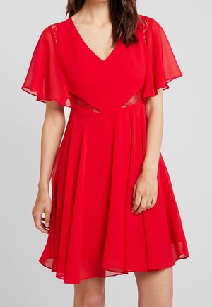 Vapaa-ajan mekko - red
